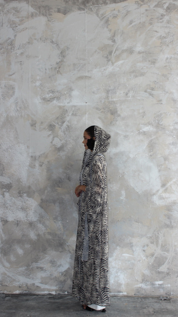 Sommer Black and Nude Zebra Print Kimono and Scarf Set