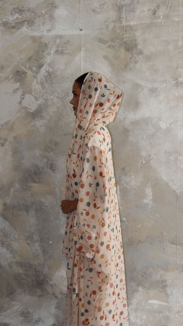 Sommer Bisque Printed Kimono and Scarf Set