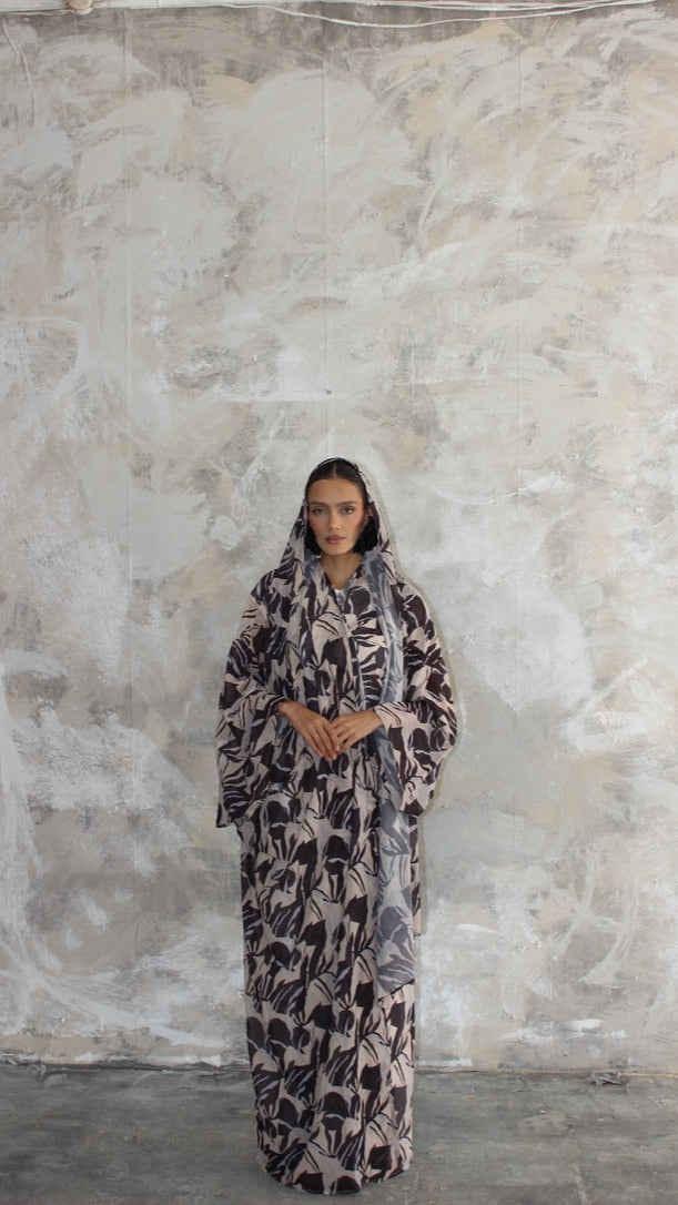 Sommer Black and Nude Print Kimono and Scarf Set