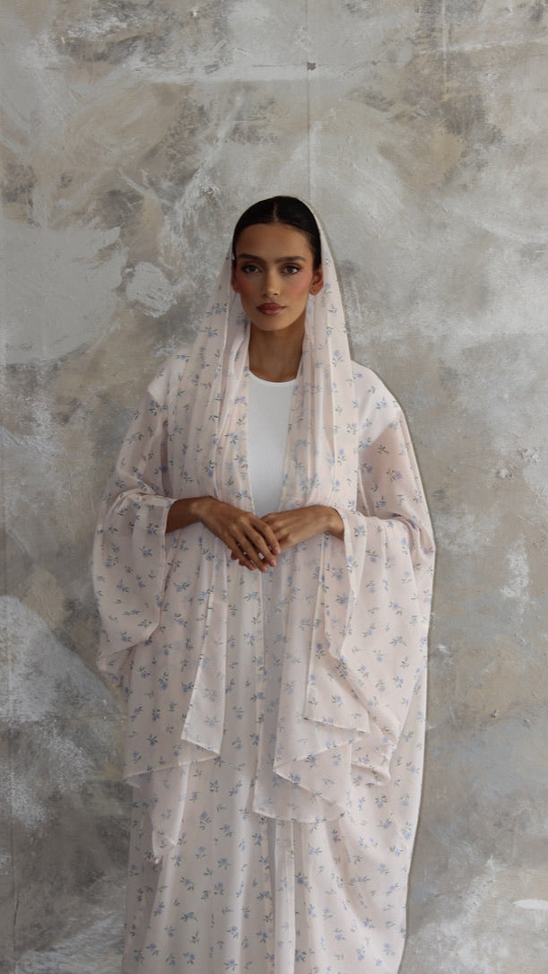 Sommer Blue Floral Print Kimono and Scarf Set