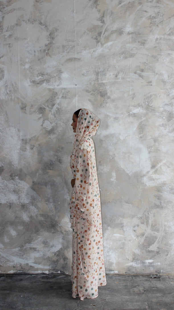 Sommer Bisque Printed Kimono and Scarf Set