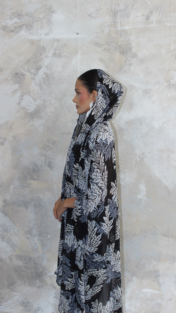 Sommer Dark Blue Print Kimono and Scarf Set