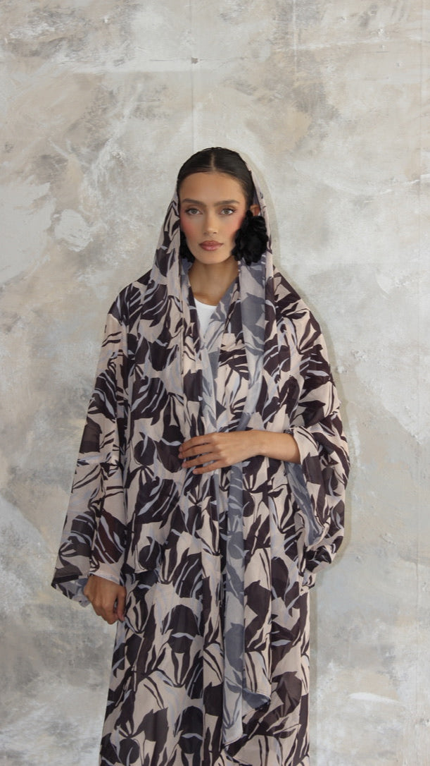 Sommer Black and Nude Print Kimono and Scarf Set