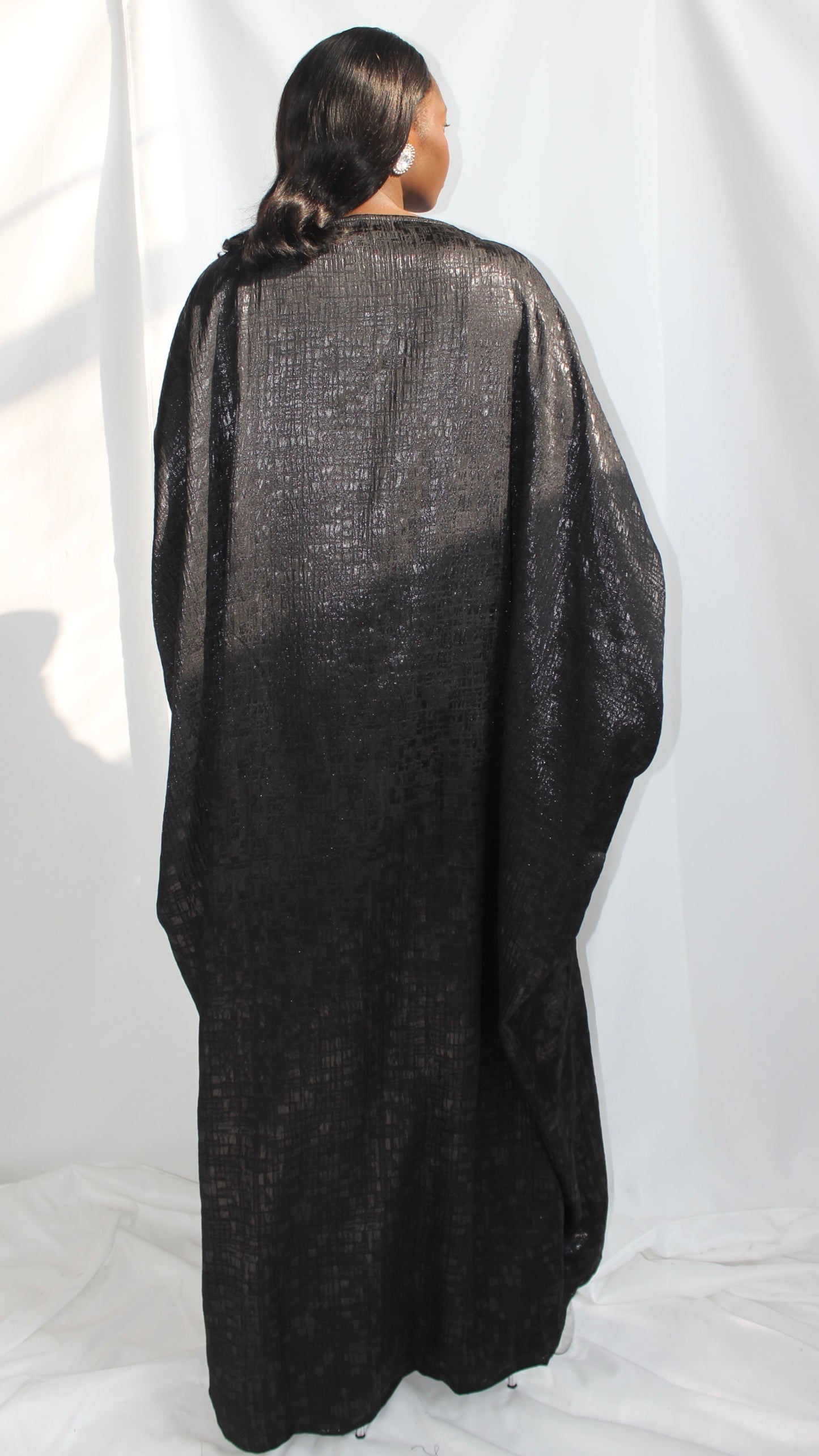 Xena Abaya in Black