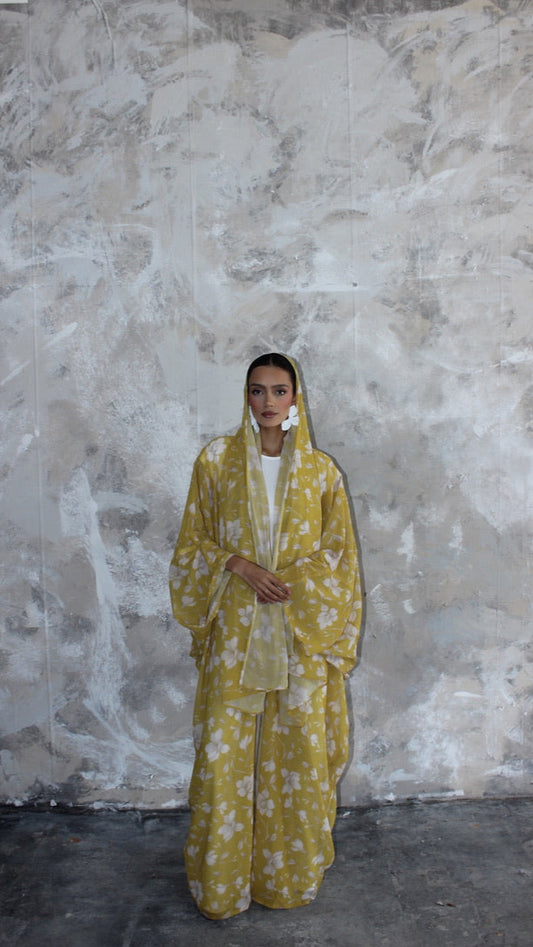 Sommer Mustard Yellow Printed Kimono and Scarf Set