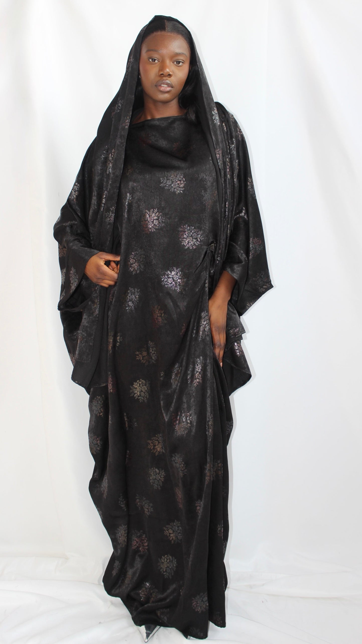 Hanifa Print Abaya & Scarf Set in Black