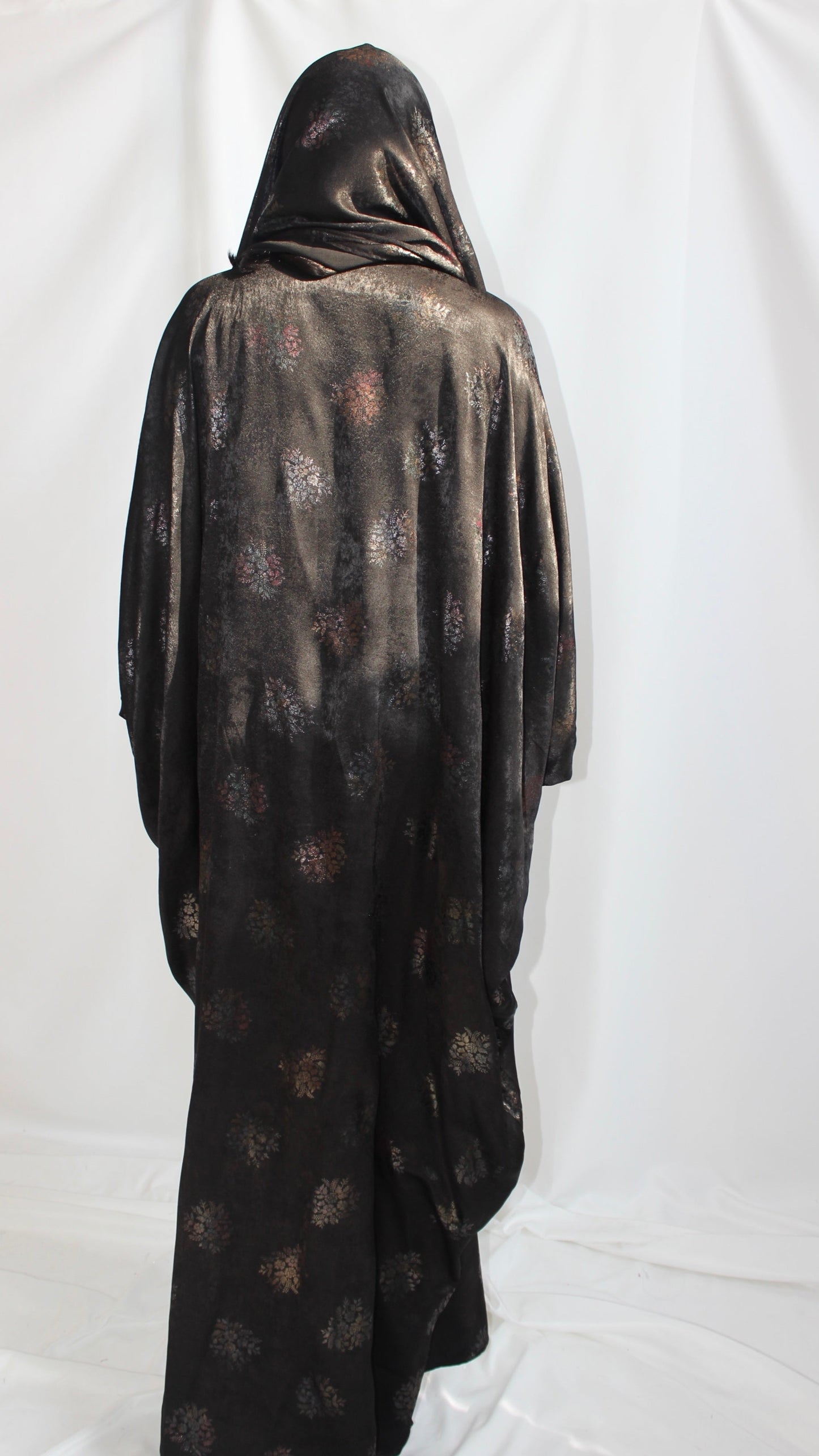 Hanifa Print Abaya & Scarf Set in Black