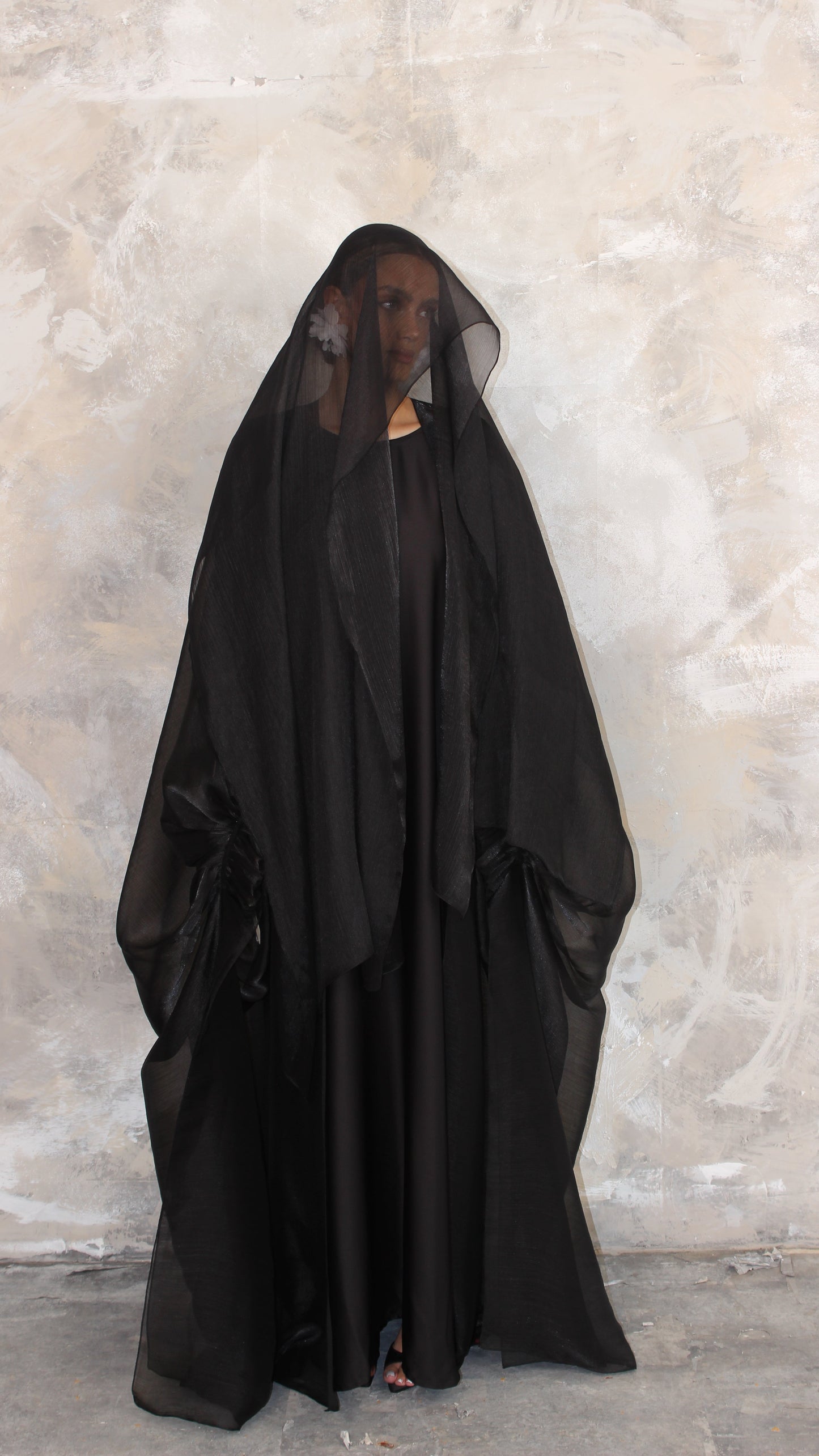Laila Organza Abaya and Scarf Set in Black