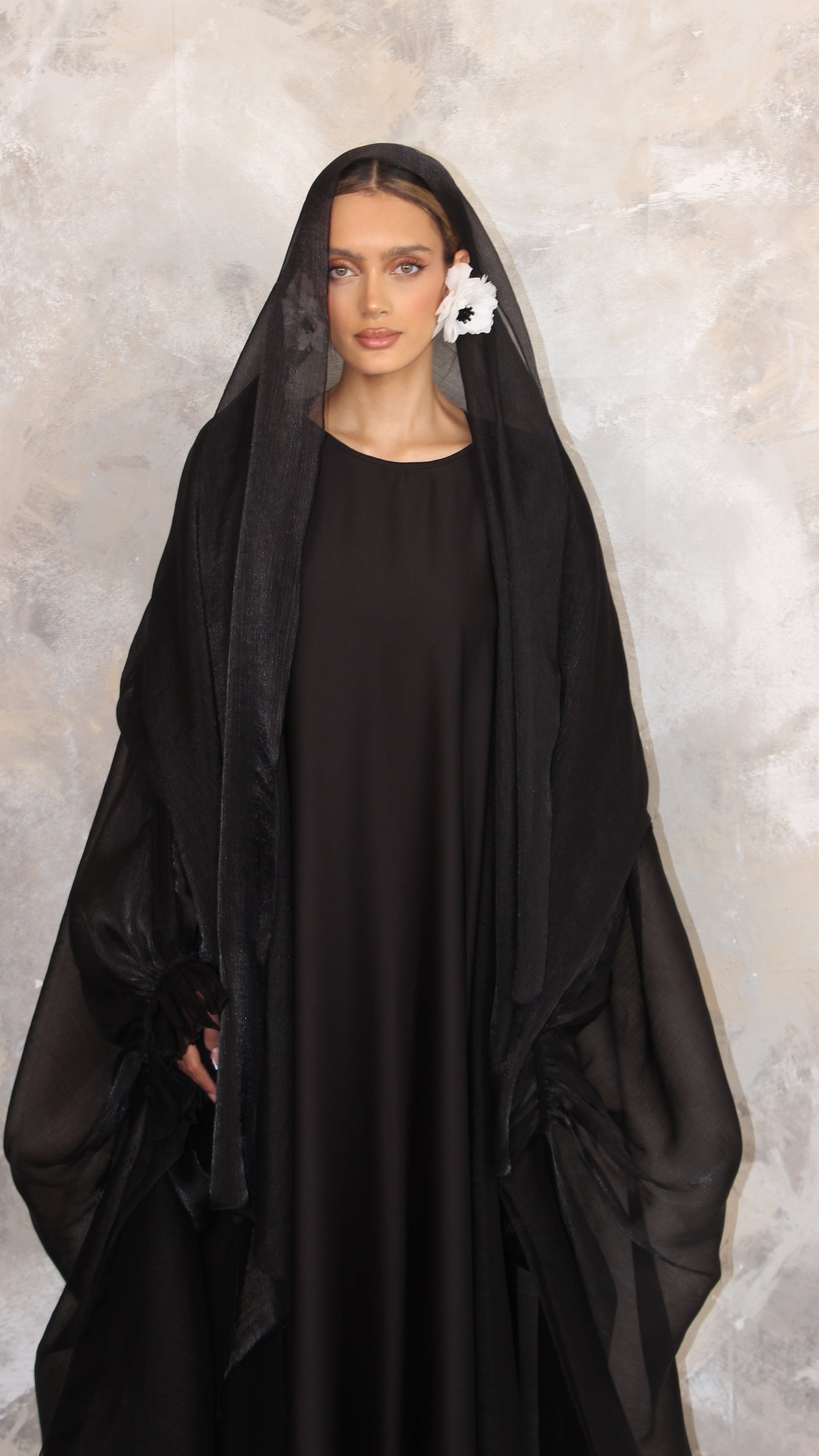 Laila Organza Abaya and Scarf Set in Black