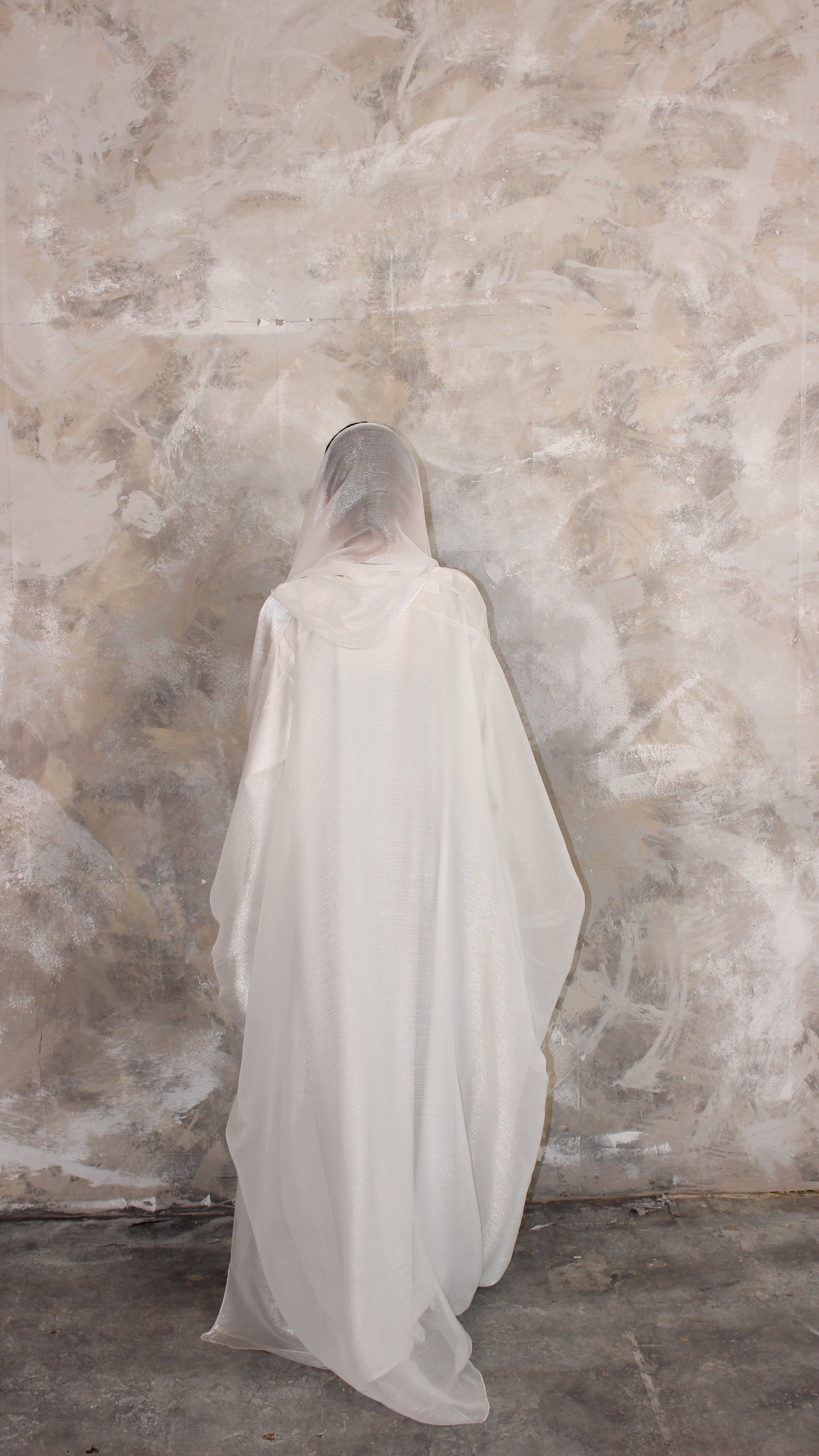 Laila Organza Abaya and Scarf Set in White
