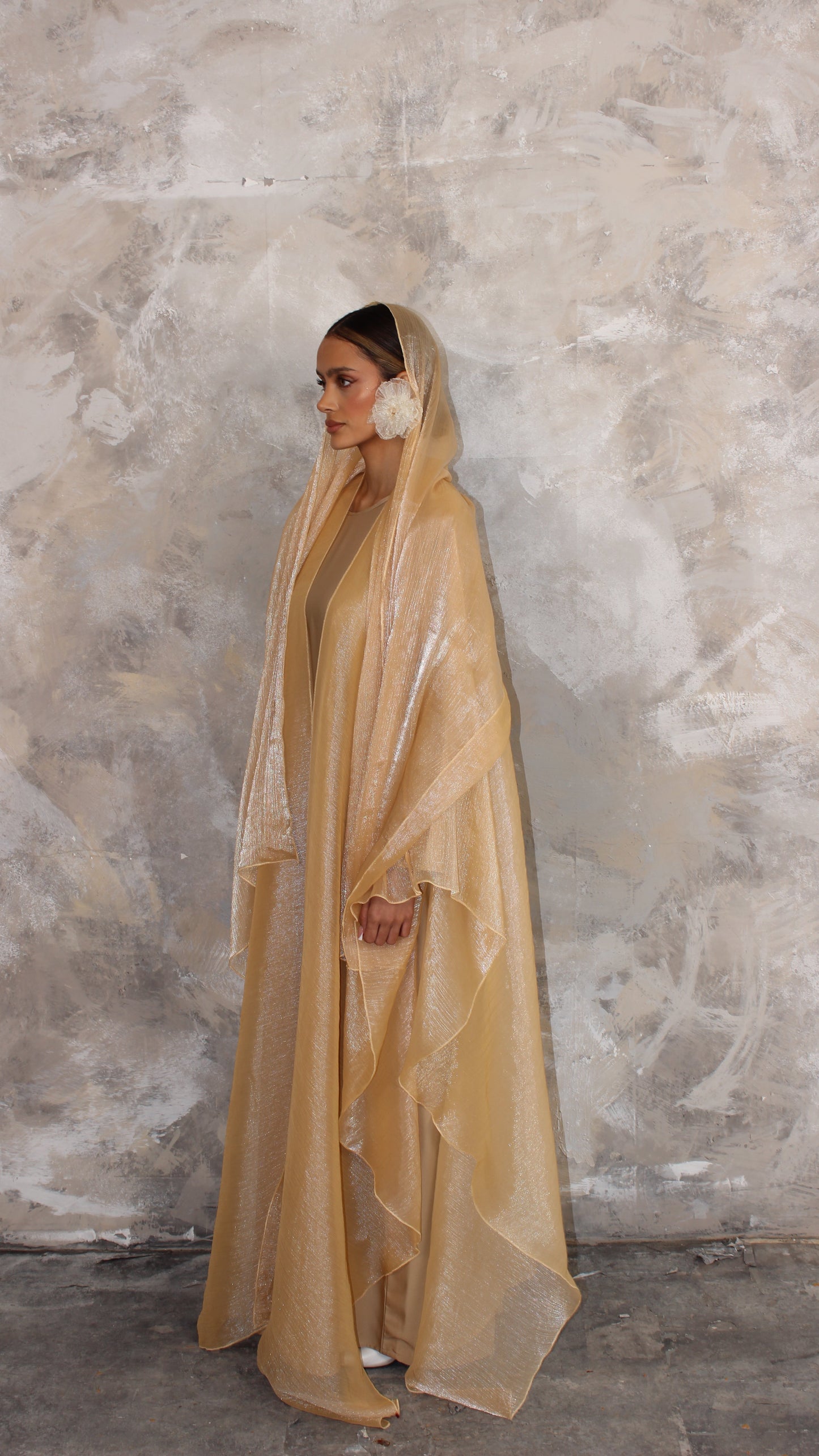 Alaia Organza Abaya and Scarf Set in Pastel Peach